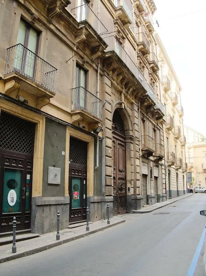 קטאניה Katane Apartment